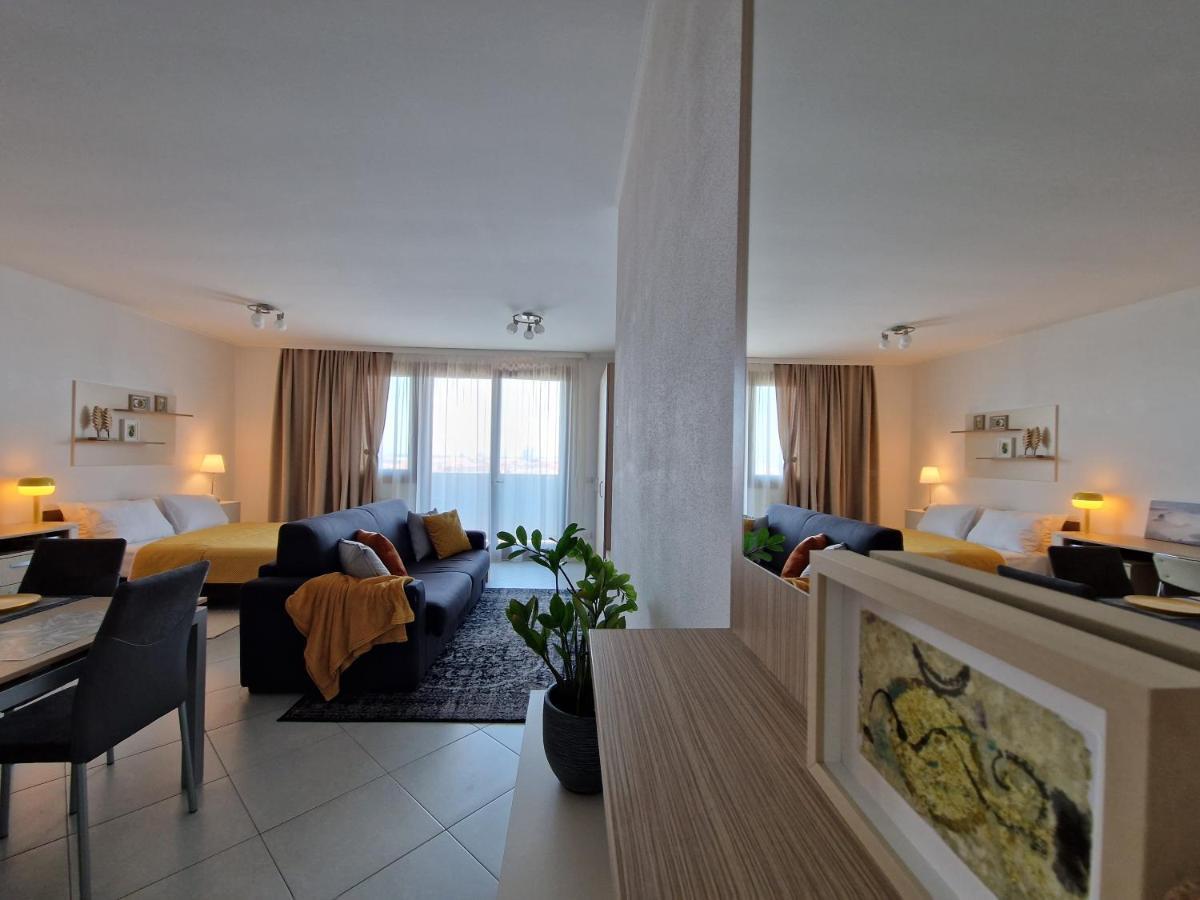 Ferienwohnung Central Skystudio Timişoara Exterior foto